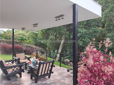 Casa de 4 alcobas en venta en El Tigre, Pereira, 1700 m² · foto 10 de 12