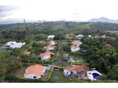 Casa de 4 alcobas en venta en El Tigre, Pereira, 1036 m² · foto 9 de 10