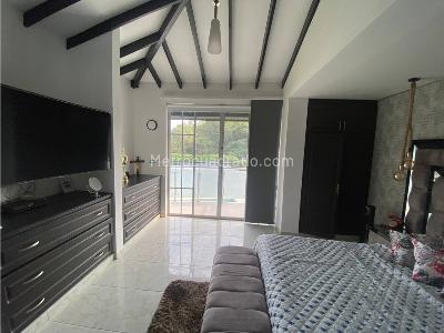 Casa de 5 alcobas en venta en Cerritos, Pereira, 1800 m² · foto 6 de 17