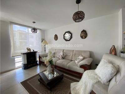 Casa en venta en Galicia, Pereira · foto 2 de 17