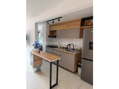 Apartamento en venta en Av, Pereira · foto 2 de 6
