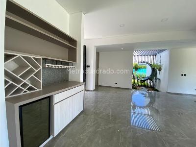 Casa en venta en Cerritos, Pereira · foto 3 de 16
