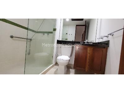 Casa de 3 alcobas en venta en Pinares, Pereira, 208 m² · foto 19 de 20