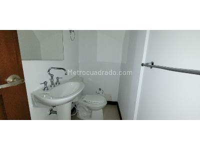 Casa de 3 alcobas en venta en Pinares, Pereira, 208 m² · foto 20 de 20
