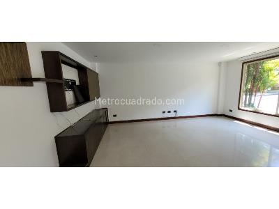 Casa de 3 alcobas en venta en Pinares, Pereira, 208 m² · foto 7 de 20
