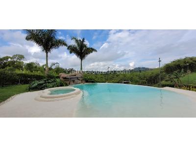 Casa en venta en Via Armenia, Pereira · foto 3 de 12