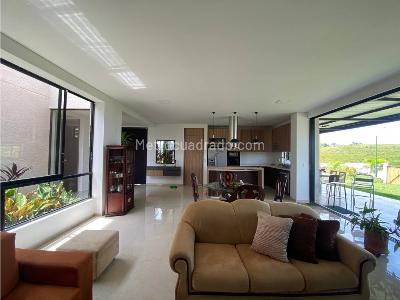 Casa de 3 alcobas en venta en Cerritos, Pereira, 1500 m² · foto 5 de 20