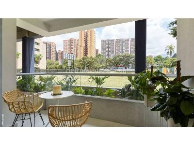 Apartamento de 3 alcobas en venta en La Salle, Medellín, 74 m² · foto 4 de 9