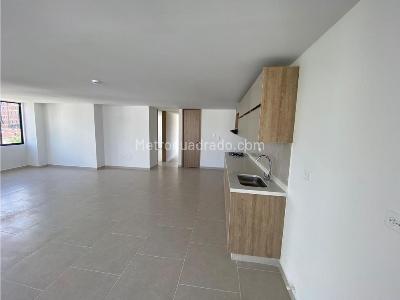 Apartamento en venta en Alamos, Pereira · foto 4 de 18