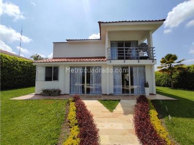 Casa de 3 alcobas en venta en Cerritos, Pereira, 1700 m² · foto 15 de 16