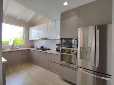 Casa de 3 alcobas en venta en Cerritos, Pereira, 1700 m² · foto 7 de 16