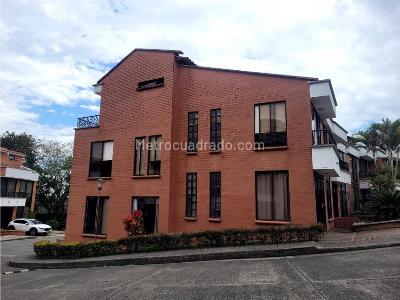 Casa en venta en Alamos, Pereira · foto 11 de 12