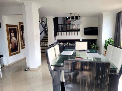 Casa en venta en Alamos, Pereira · foto 2 de 12