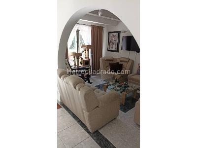 Casa en venta en Corales, Pereira · foto 2 de 8