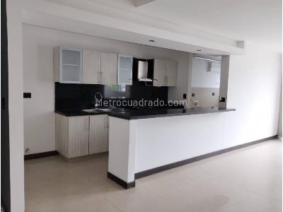 Apartamento en venta en Pinares, Pereira · foto 3 de 16