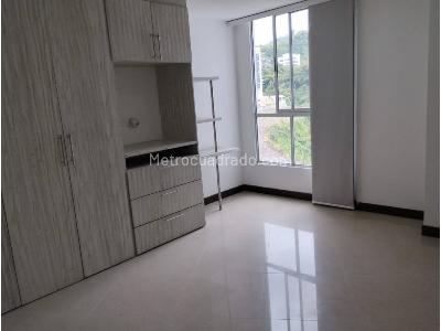 Apartamento en venta en Pinares, Pereira · foto 9 de 16