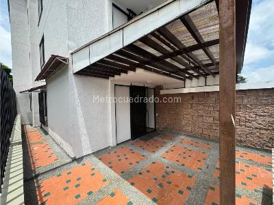 Apartamento en venta en Alamos, Pereira · foto 15 de 18