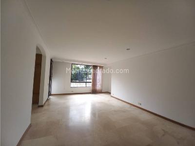 Apartamento en venta en Alamos, Pereira · foto 2 de 18
