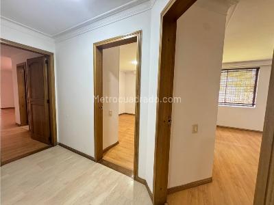 Apartamento en venta en Alamos, Pereira · foto 5 de 18