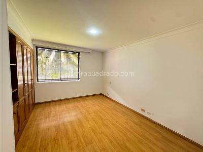 Apartamento en venta en Alamos, Pereira · foto 6 de 18