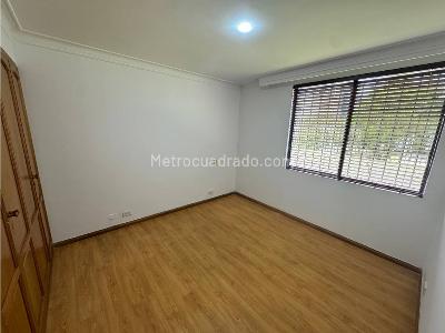 Apartamento en venta en Alamos, Pereira · foto 7 de 18