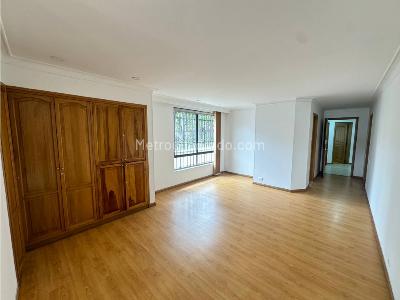 Apartamento en venta en Alamos, Pereira · foto 8 de 18