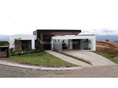 Casa de 3 alcobas en venta en Cerritos, Pereira · foto 19 de 19