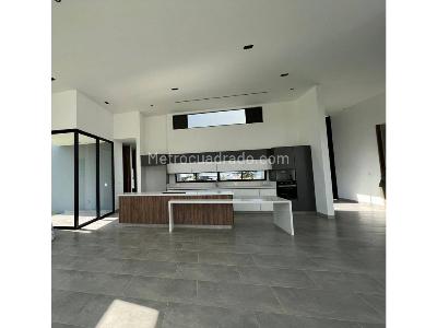 Casa de 3 alcobas en venta en Cerritos, Pereira · foto 3 de 19
