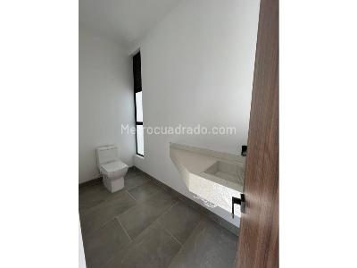 Casa de 3 alcobas en venta en Cerritos, Pereira · foto 9 de 19