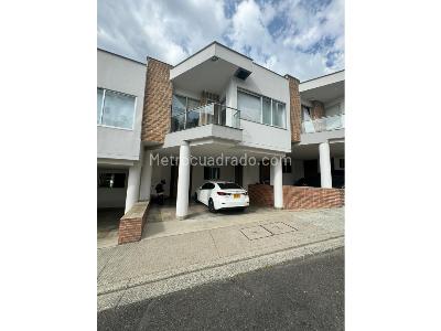 Casa en venta en Pinares Alto, Pereira · foto 18 de 19