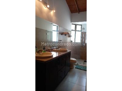 Casa de 5 alcobas en venta en Cerritos, Pereira, 1169 m² · foto 10 de 14