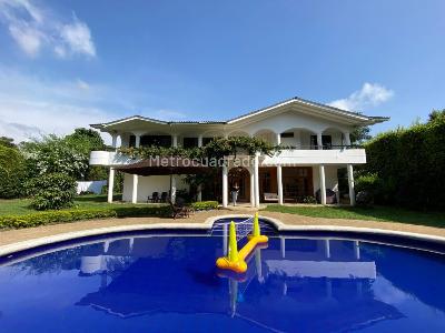 Casa de 5 alcobas en venta en Pance, Cali, 1218 m² · foto 2 de 20