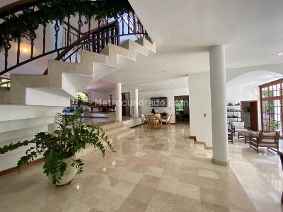 Casa de 5 alcobas en venta en Pance, Cali, 1218 m² · foto 9 de 20