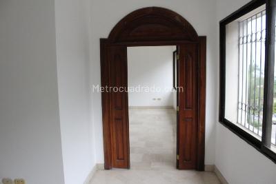 Apartamento de 5 alcobas en venta en Cristales, Cali, 440 m² · foto 7 de 20