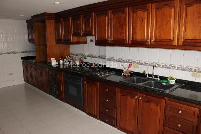 Apartamento de 5 alcobas en venta en Cristales, Cali, 440 m² · foto 12 de 20