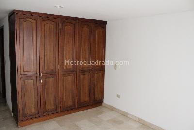 Apartamento de 5 alcobas en venta en Cristales, Cali, 440 m² · foto 16 de 20