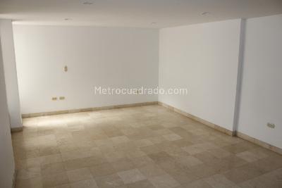 Apartamento de 5 alcobas en venta en Cristales, Cali, 440 m² · foto 19 de 20