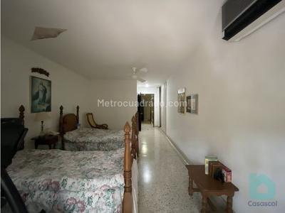 Casa de 4 alcobas en venta en Santa Rita, Cali, 230 m² · foto 6 de 20
