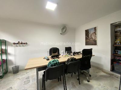 Casa de 5 alcobas en venta en Prados Del Norte, Cali, 360 m² · foto 14 de 20