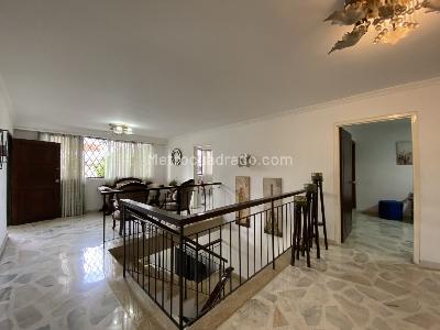 Casa de 5 alcobas en venta en Prados Del Norte, Cali, 360 m² · foto 18 de 20