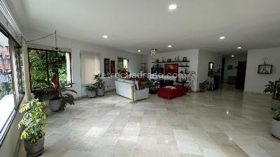 Apartamento de 4 alcobas en venta en Cristales, Cali, 247 m² · foto 5 de 20