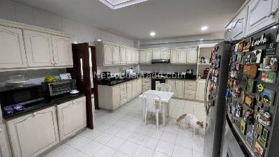 Apartamento de 4 alcobas en venta en Cristales, Cali, 247 m² · foto 9 de 20