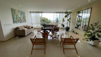 Casa de 5 alcobas en venta en Cristales, Cali, 642 m² · foto 2 de 20