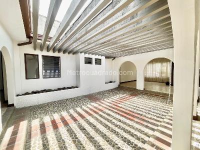 Casa de 4 alcobas en venta en El Gran Limonar, Cali, 200 m² · foto 13 de 20
