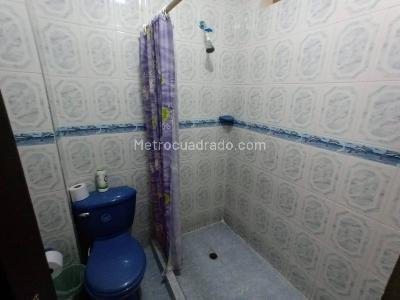 Casa de 5 alcobas en venta en Jose Manuel Marroquin Ii, Cali, 205 m² · foto 14 de 19
