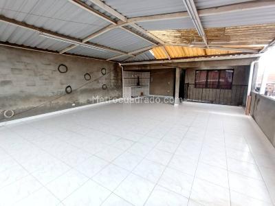 Casa de 5 alcobas en venta en Jose Manuel Marroquin Ii, Cali, 205 m² · foto 15 de 19