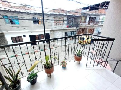 Casa de 5 alcobas en venta en Jose Manuel Marroquin Ii, Cali, 205 m² · foto 17 de 19