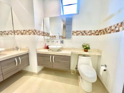 Apartamento de 3 alcobas en venta en Normandia, Cali, 161 m² · foto 17 de 20