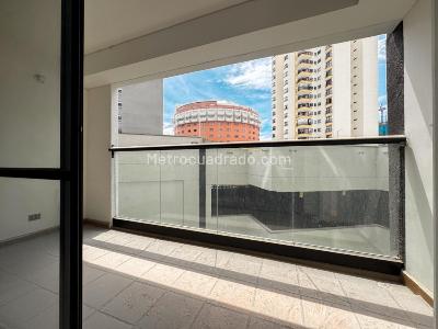 Apartaestudio en venta en Chipichape, Cali, 26 m² · foto 2 de 20