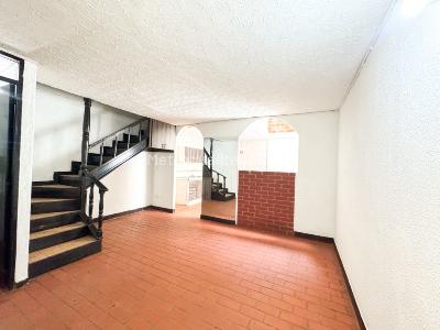 Casa de 3 alcobas en venta en Poblado Campestre, Cali, 70 m² · foto 1 de 20